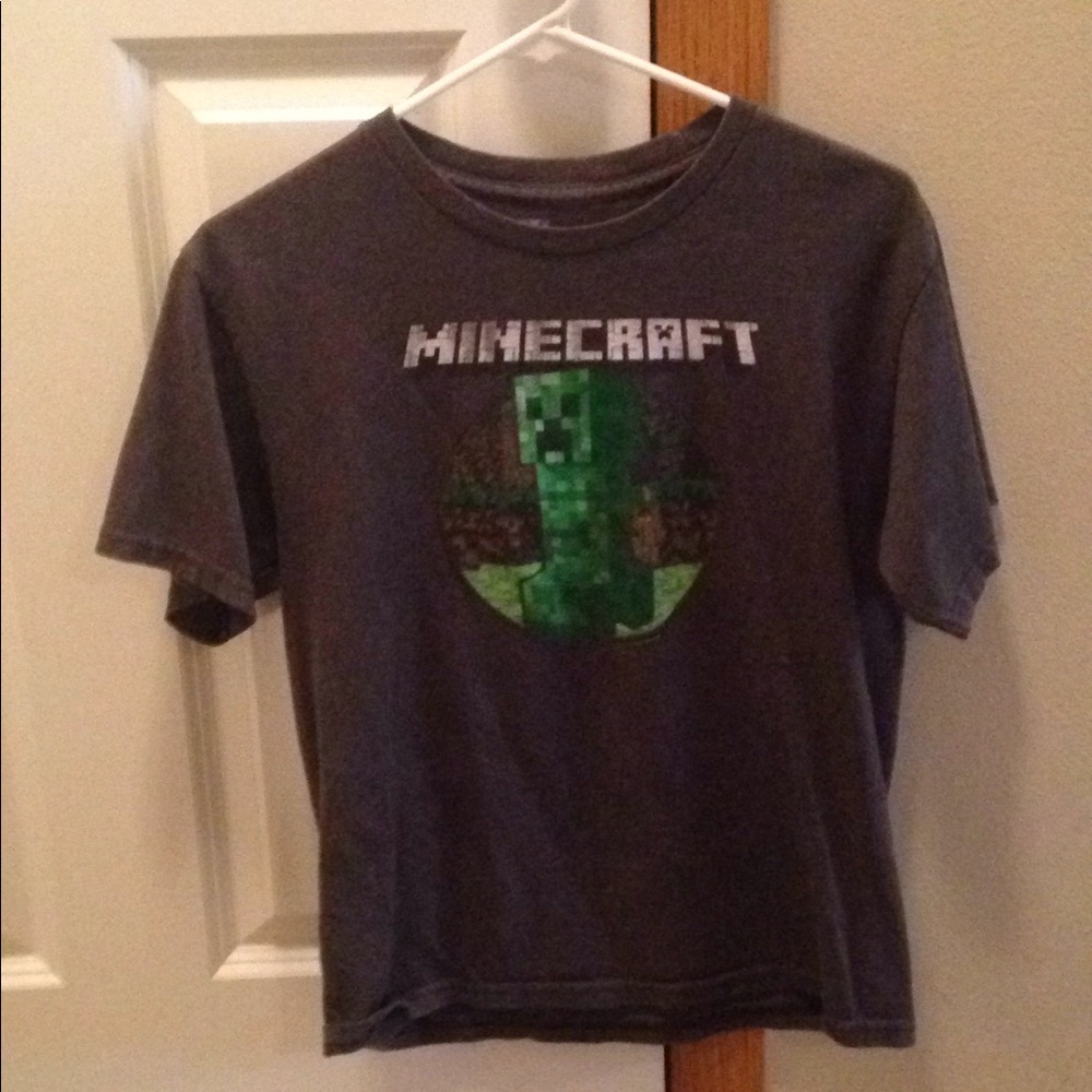 MOJANG MINECRAFT SHIRT HALF COTTON HALF POLYESTER